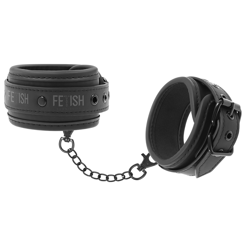 Fetish Submissive - Vegan leather ankle cuffs met noprene lining